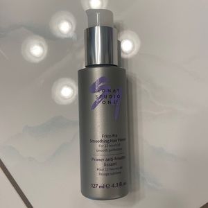 Monat Frizz-Fix Smoothing Hair Primer